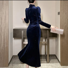 Load image into Gallery viewer, Charlotte Velvet Maxi