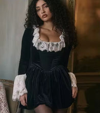 Load image into Gallery viewer, Feisty Vintage Mini