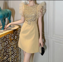 Load image into Gallery viewer, Pretty Pritzy Mini