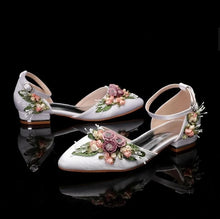 Load image into Gallery viewer, Matching Floral Clutch Heels & Handbag