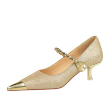 Load image into Gallery viewer, Classic Pointed Toe Heels