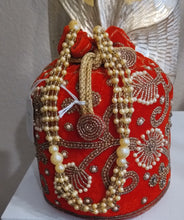 Load image into Gallery viewer, Privilege Elite Life Clutch