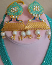 Load image into Gallery viewer, Queendom Necklace Set