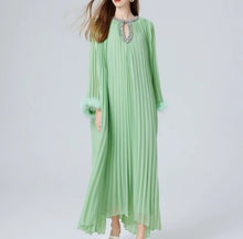 Load image into Gallery viewer, Romance in Rome Pleated Maxi