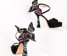 Load image into Gallery viewer, Pretty Butterfly Elegant Heels
