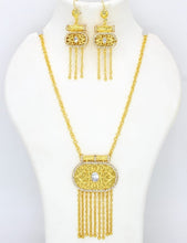Load image into Gallery viewer, Royalty Necklace Set
