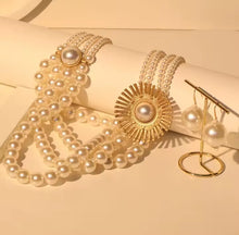 Load image into Gallery viewer, Sunflower Retro Pearl Necklace Set
