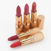 Load image into Gallery viewer, Tahti Laatu&#39; Moist Lipstick
