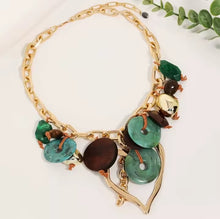 Load image into Gallery viewer, Link-Chain Heart Statement Necklace
