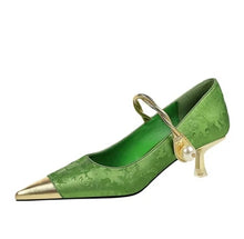 Load image into Gallery viewer, Classic Pointed Toe Heels
